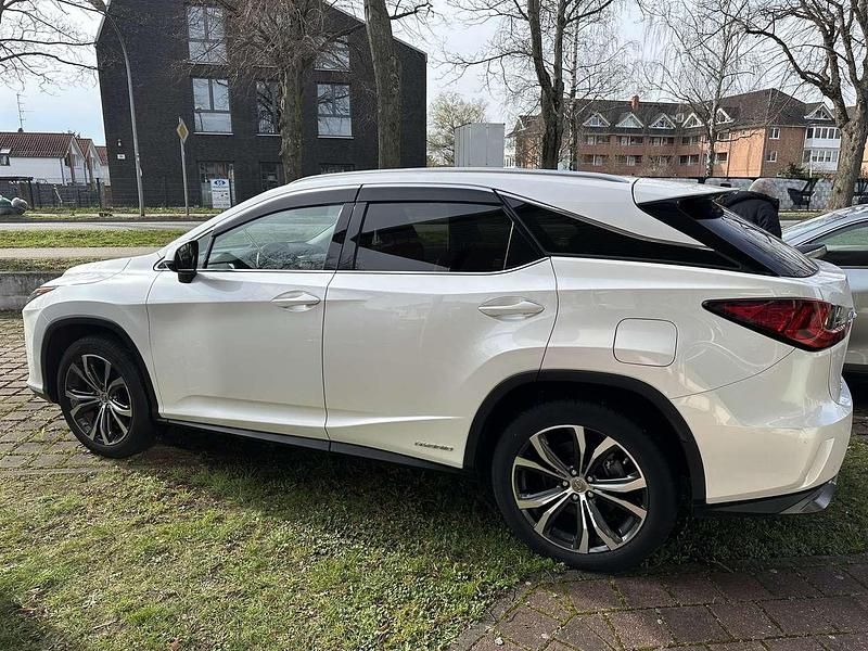 Gebraucht Lexus RX450h 262 PS (192 kW) 2016 Weiß SUV