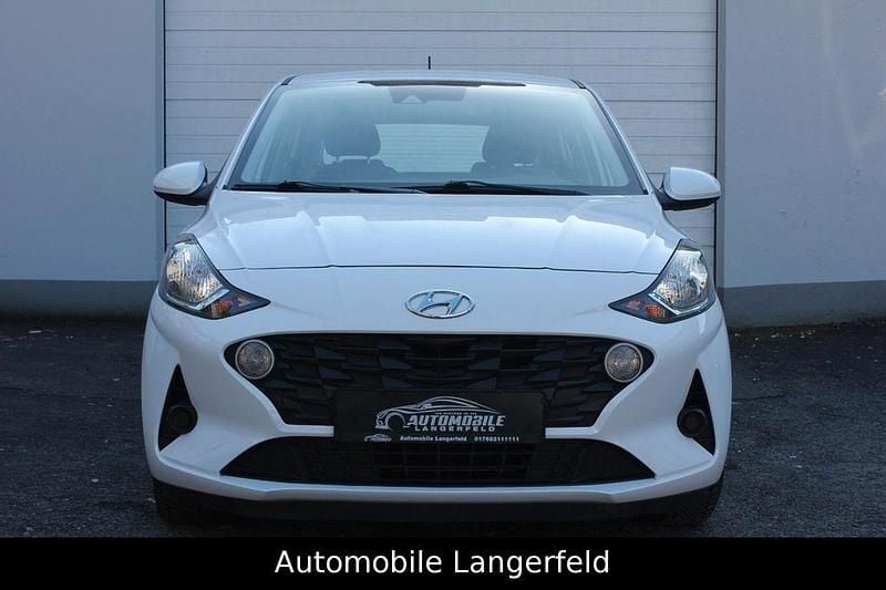 Gebraucht Hyundai i10 Select 103 PS (75 kW) 2022 Weiß Kleinwagen