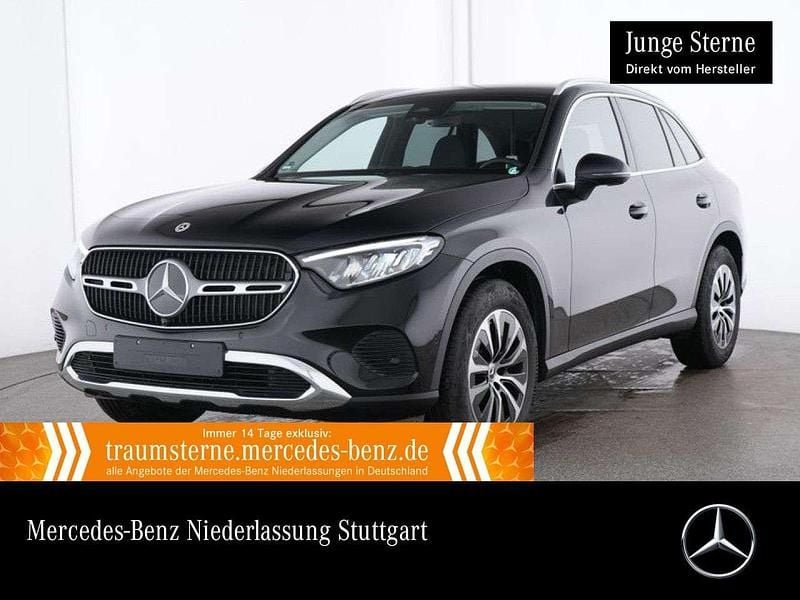 Schwarz Gebraucht 2024 Mercedes GLC200 SUV | 47.690 € (Guter Preis) - Bild 1/3