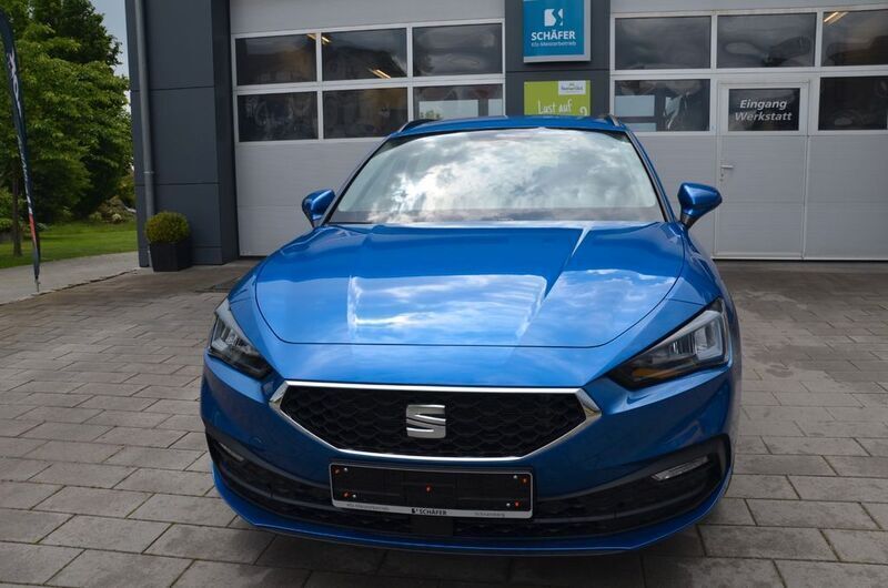 Blau Neu 2025 Seat Leon Style Limousine | 23.980 € (Guter Preis) - Bild 1/4