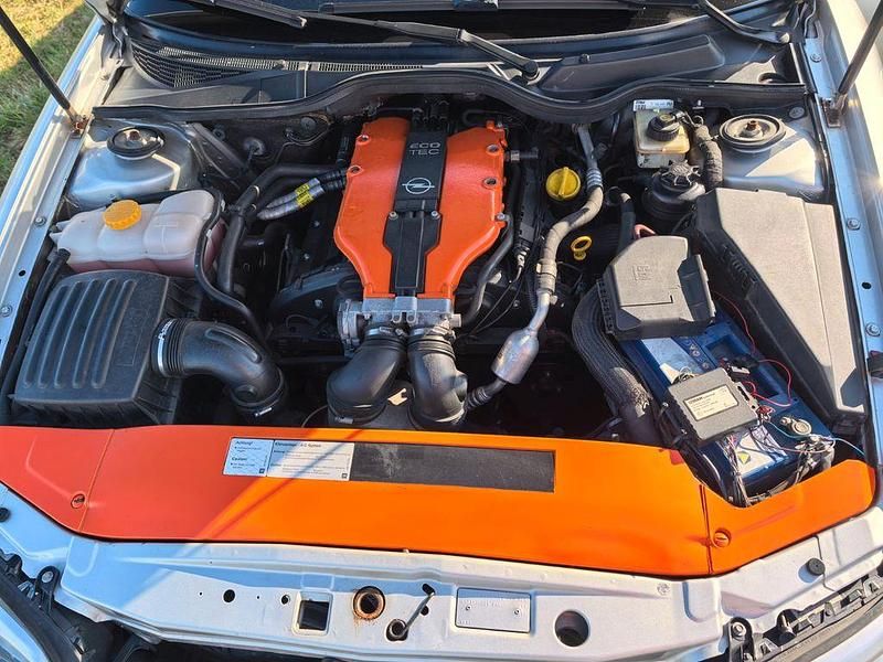 Gebraucht Opel Omega Executive 218 PS (160 kW) 2002 Silber Limousine