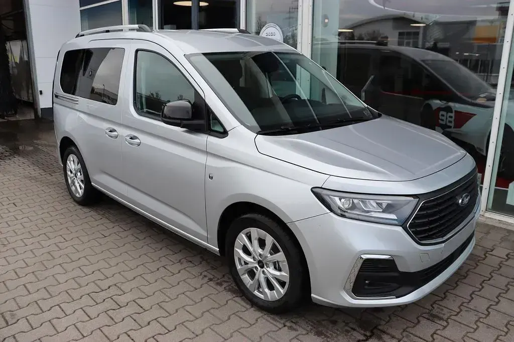 Gebraucht Ford Tourneo Connect Titanium 150 PS (110 kW) 2025 Stardust silver metallic Van / Kleinbus