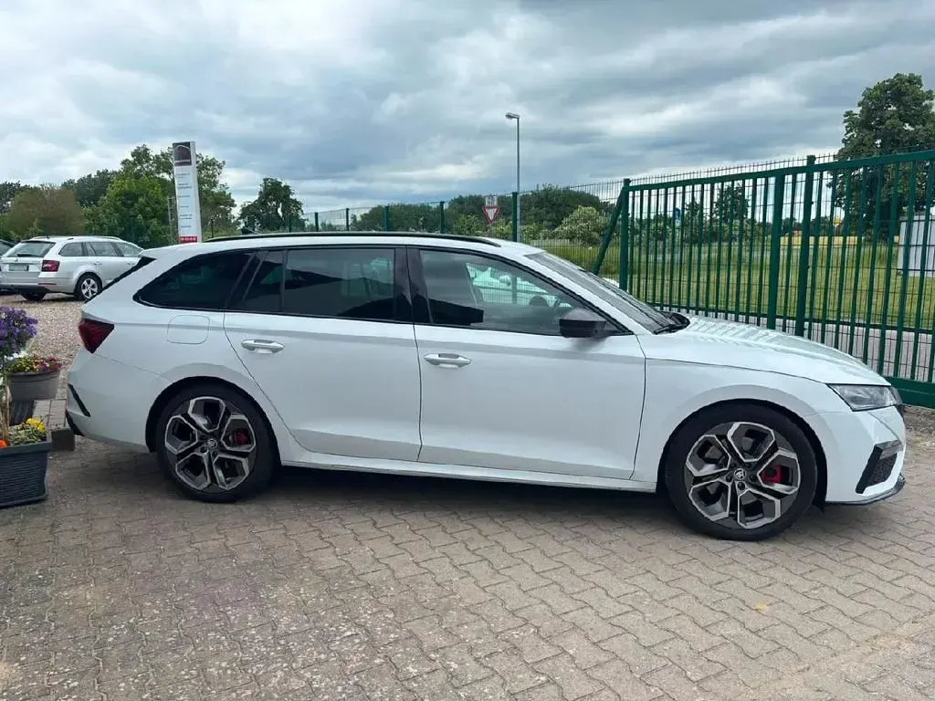 Gebraucht Skoda Octavia RS 245 PS (180 kW) 2018 Weiß Kombi