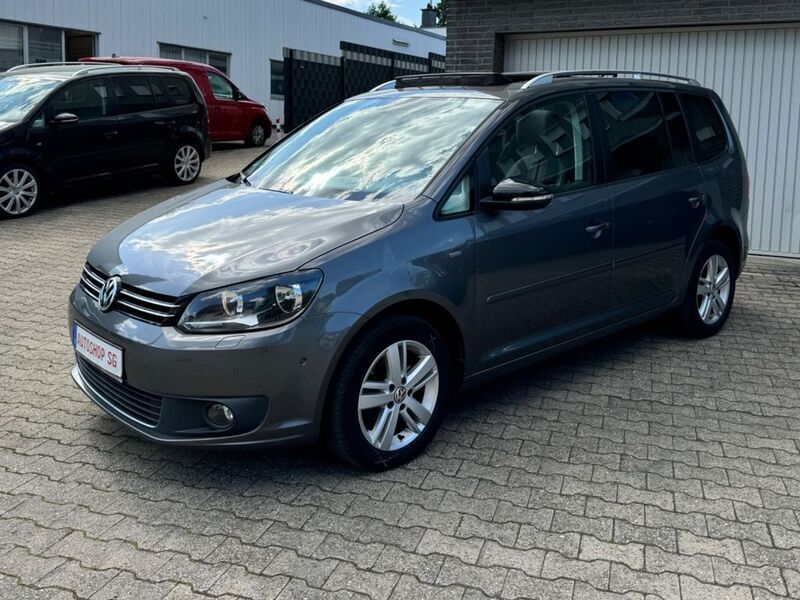 Grau Gebraucht 2013 VW Touran Match Van / Kleinbus | 6.999 € (Fairer Preis) - Bild 1/4