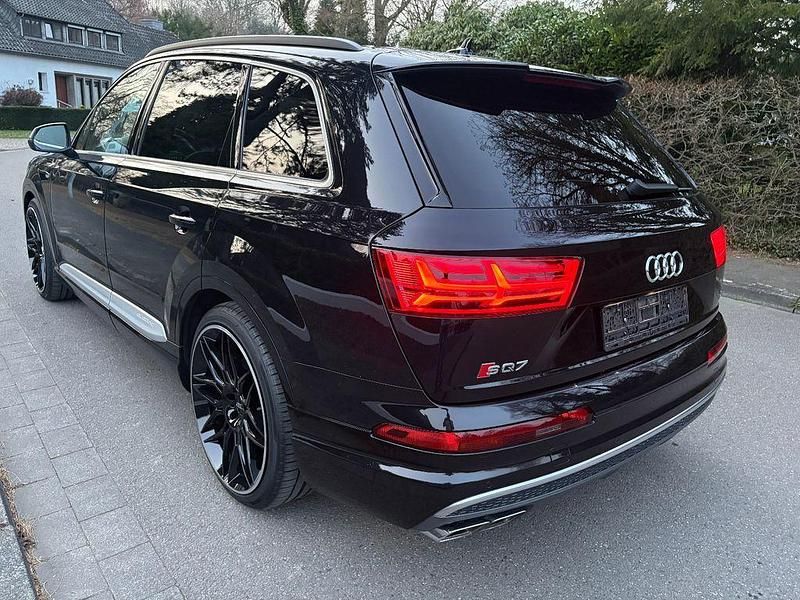 Gebraucht Audi SQ7 Sport 435 PS (319 kW) 2017 Orcaschwarz SUV