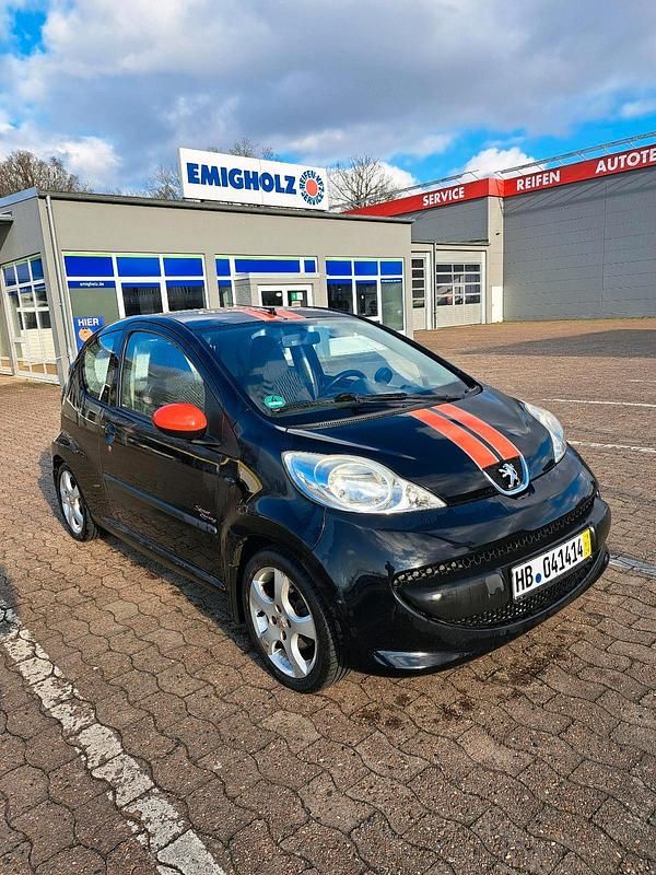 Gebraucht Peugeot 107 68 PS (50 kW) 2006 Schwarz Kleinwagen