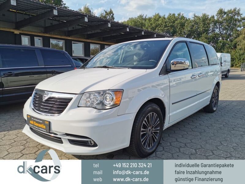 Weiß Gebraucht 2015 Lancia Voyager S Van / Kleinbus | 15.950 € (Fairer Preis) - Bild 1/4
