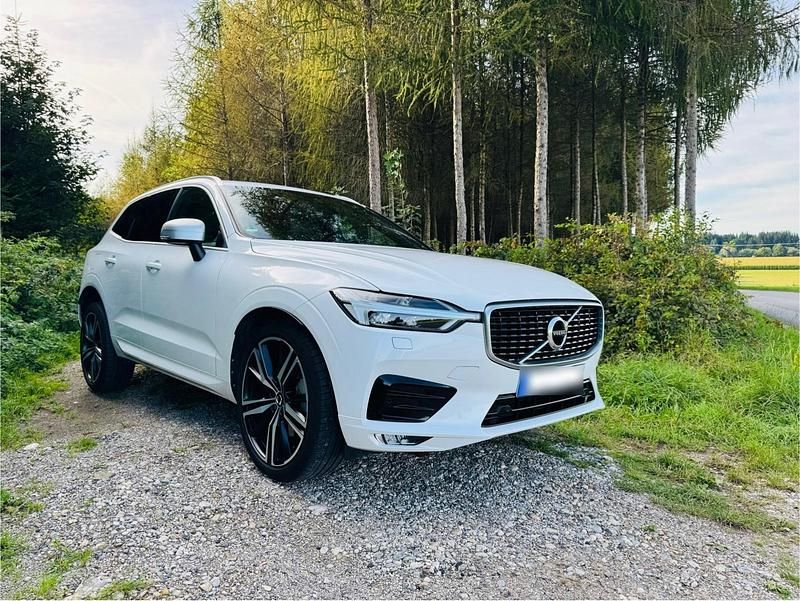 Gebraucht Volvo XC60 R-Design 235 PS (172 kW) 2017 Weiß SUV