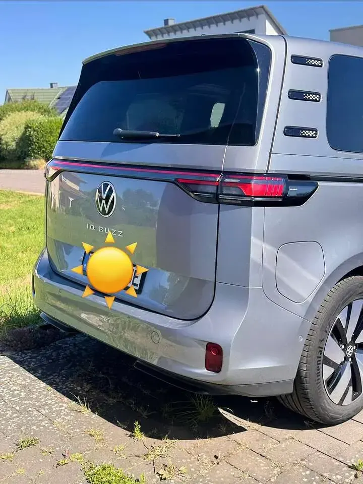 Gebraucht VW ID. Buzz Pro 150 kW (204 PS) 2022 Silber Van / Kleinbus