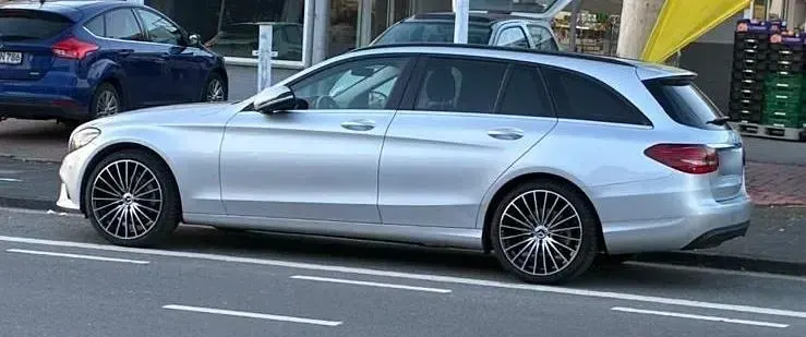 Gebraucht Mercedes C200 150 PS (110 kW) 2018 Silber Kombi