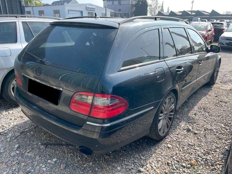 Gebraucht Mercedes E320 Sport 224 PS (164 kW) 2008 Schwarz Kombi