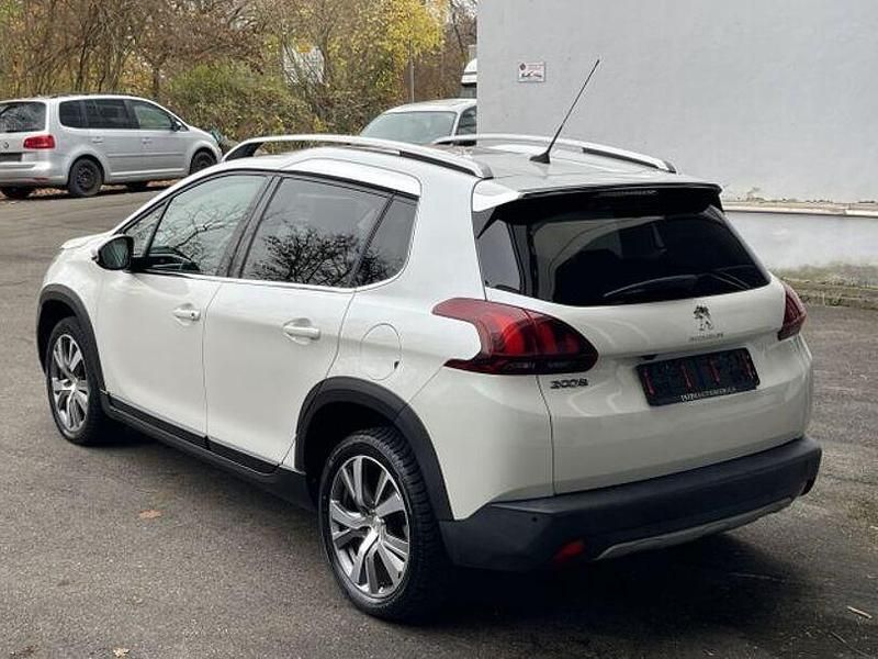 Gebraucht Peugeot 2008 Allure 131 PS (96 kW) 2018 Weiß SUV