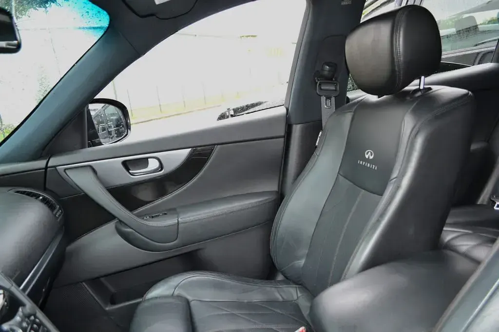 Gebraucht Infiniti Fx30 238 PS (175 kW) 2012 Schwarz SUV