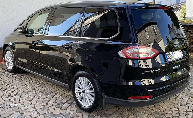 Gebraucht Ford Galaxy Titanium 179 PS (131 kW) 2017 Schwarz Van / Kleinbus