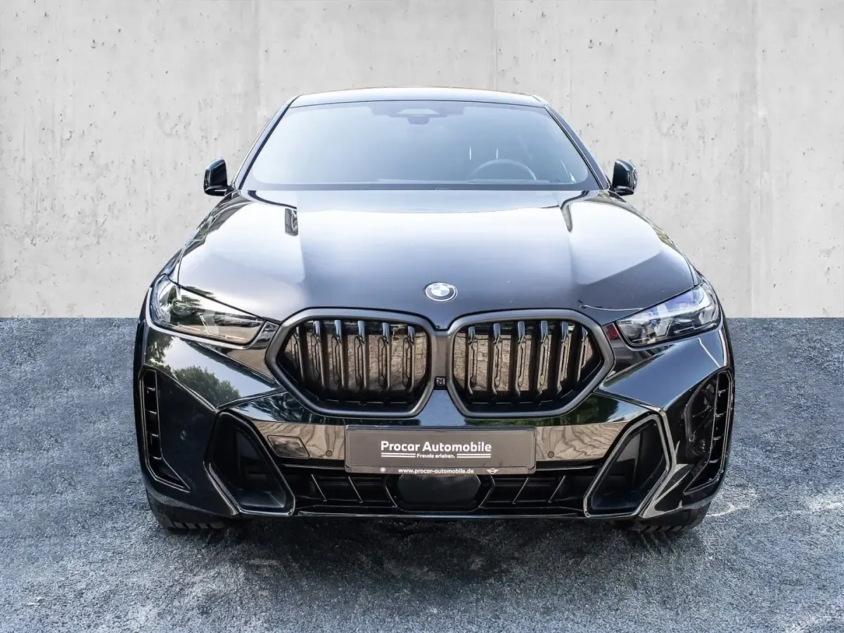Gebraucht BMW X6 M Sport 352 PS (258 kW) 2024 Schwarz SUV