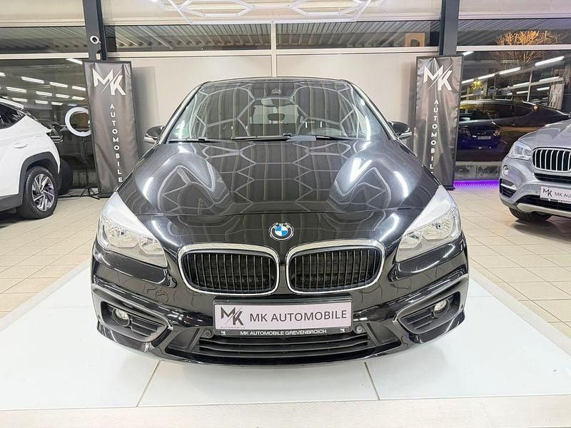 Gebraucht BMW 218 Basis 136 PS (100 kW) 2015 Schwarz Van / Kleinbus