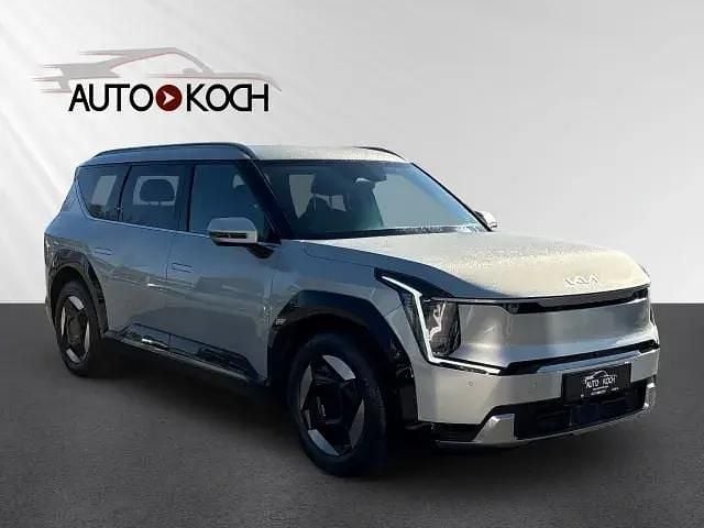Second-hand Kia EV9 283 kW (385 CP) 2025 Argintiu SUV