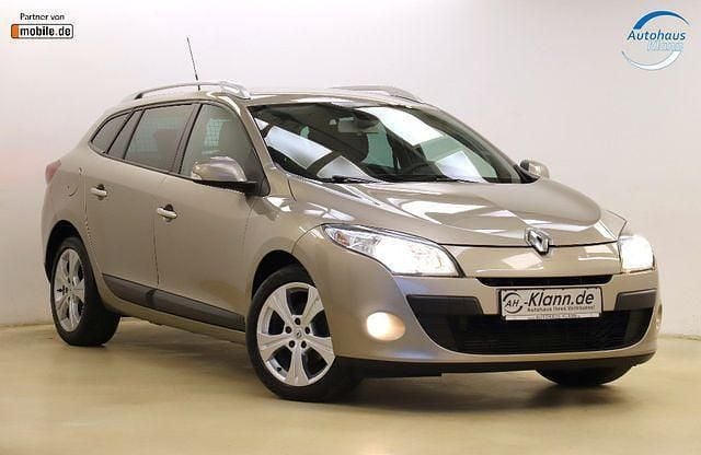 Beige Gebraucht 2011 Renault Mégane GrandTour Kombi | 6.999 € (Teuer) - Bild 1/4