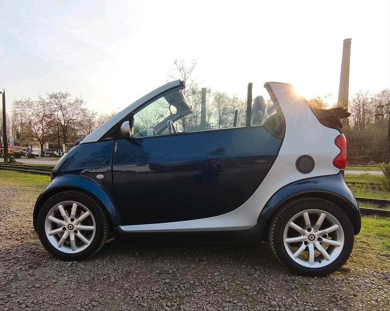 Gebraucht Smart ForTwo Cabrio 54 PS (39 kW) 2003 Blau Cabrio
