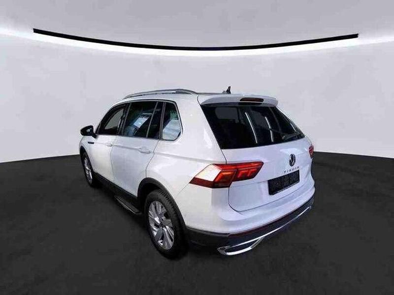 Gebraucht VW Tiguan Elegance 150 PS (110 kW) 2022 Weiß SUV