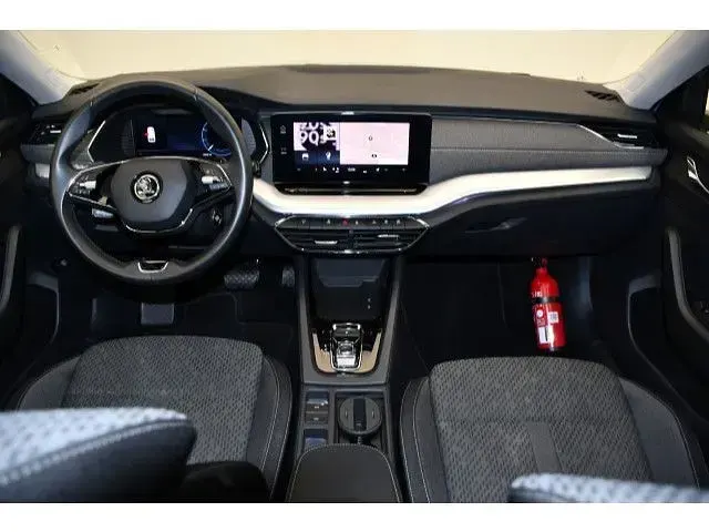 Gebraucht Skoda Octavia Style 110 PS (80 kW) 2024 Brilliantsilber metallic Kombi
