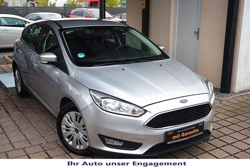 Polarsilber metallic Gebraucht 2017 Ford Focus Business Edition Limousine | 11.600 € (Fairer Preis) - Bild 1/4