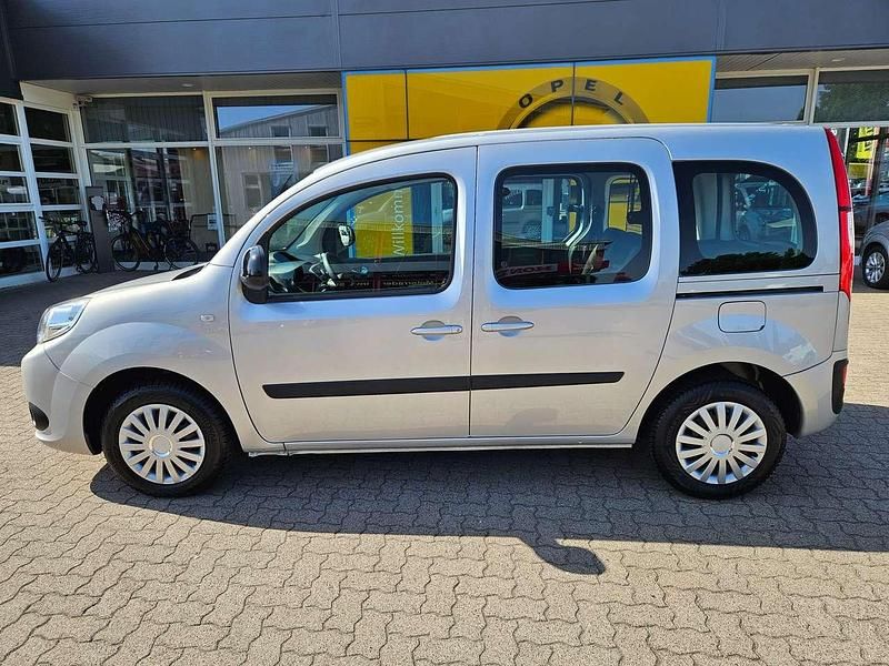 Grau silver Gebraucht 2018 Renault Kangoo Experience Van / Kleinbus | 12.990 € (Teuer) - Bild 1/4