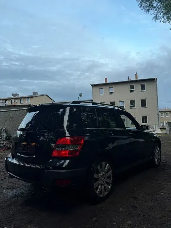 Gebraucht Mercedes GLK280 231 PS (169 kW) 2009 Schwarz SUV