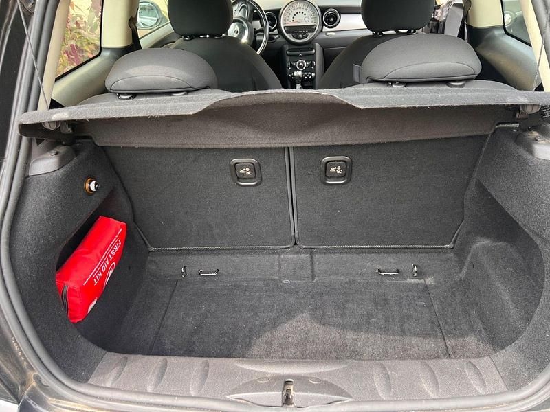 Usado Mini ONE 75 HP (55 kW) 2011 Preto Citadino