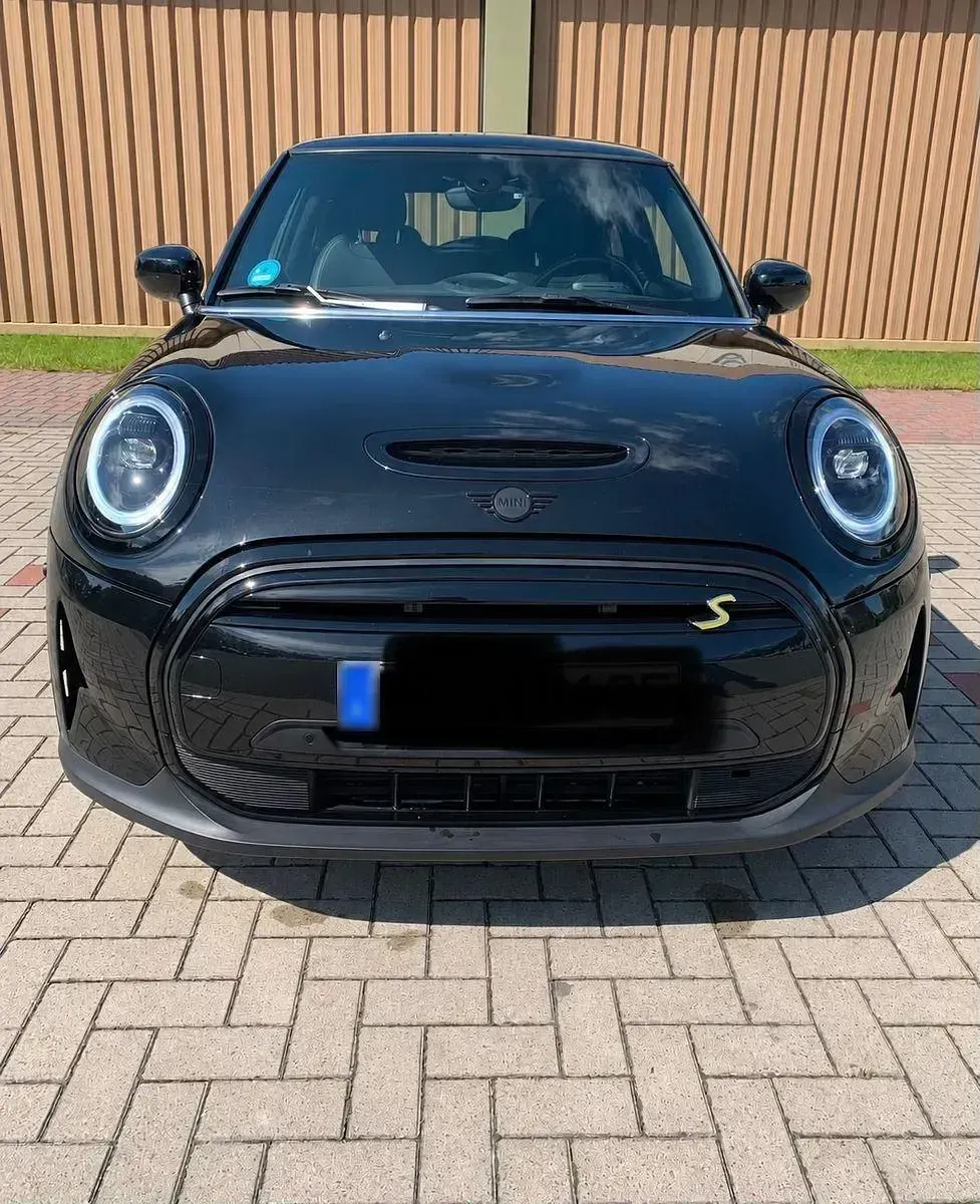 Gebraucht Mini Cooper SE Classic 135 kW (184 PS) 2022 Schwarz Kleinwagen