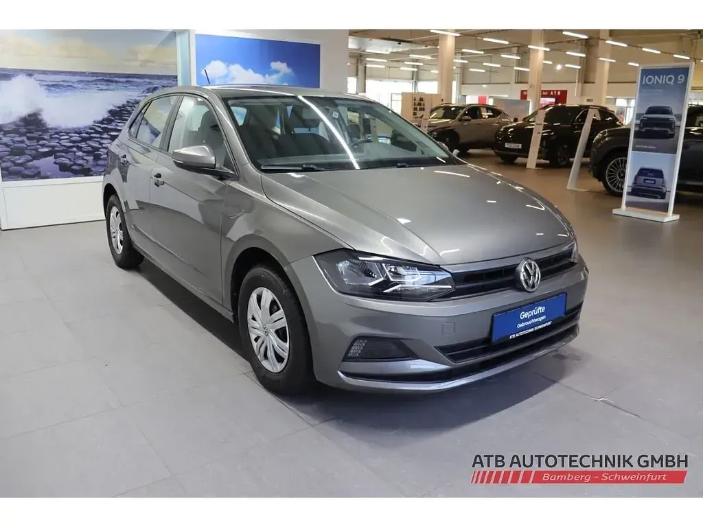 Gebraucht VW Polo Trendline 75 PS (55 kW) 2018 Grau Kleinwagen