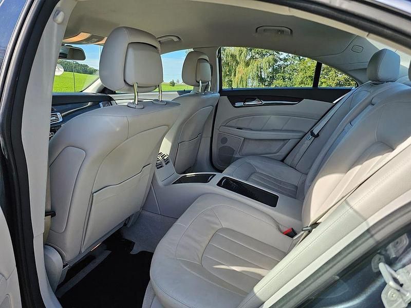 Gebraucht Mercedes CLS350 306 PS (225 kW) 2012 Grau Limousine