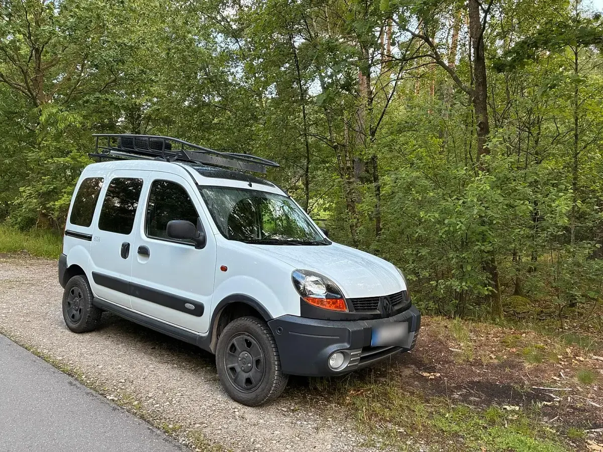 Gebraucht Renault Kangoo 80 PS (58 kW) 2004 Weiß Van / Kleinbus