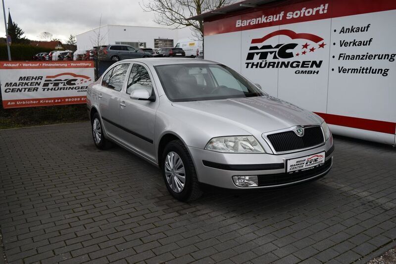 Silber Gebraucht 2004 Skoda Octavia Ambiente Limousine | 1.990 € (Fairer Preis) - Bild 1/4