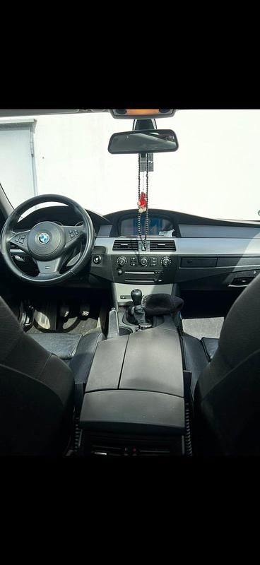 Używany BMW 530 231 KM (169 kW) 2006 Szary Kombi
