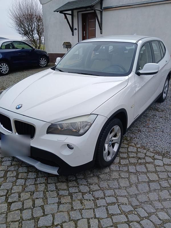 Gebraucht BMW X1 177 PS (130 kW) 2011 Weiß SUV