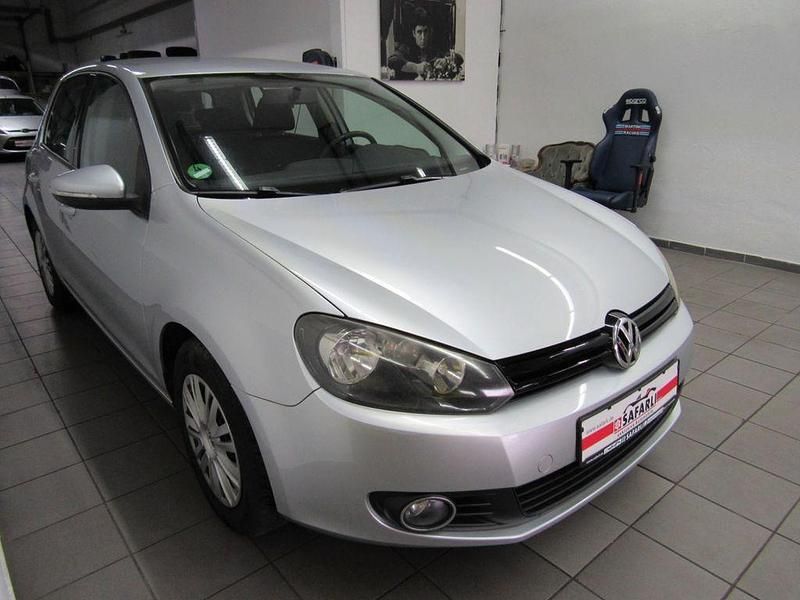 Gebraucht VW Golf VI Trendline 80 PS (58 kW) 2009 Silber Kleinwagen
