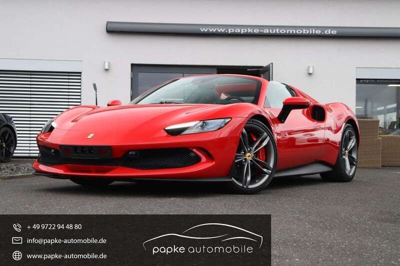 Rot Gebraucht 2023 Ferrari 296 Cabrio | 319.895 € - Bild 1/4