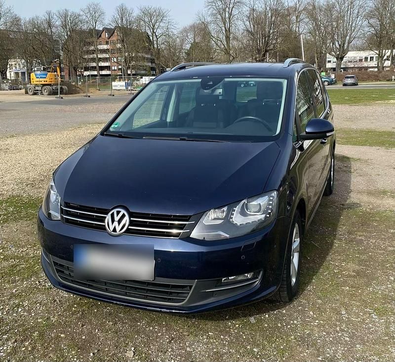 Gebraucht VW Sharan Highline 177 PS (130 kW) 2013 Blau Van / Kleinbus