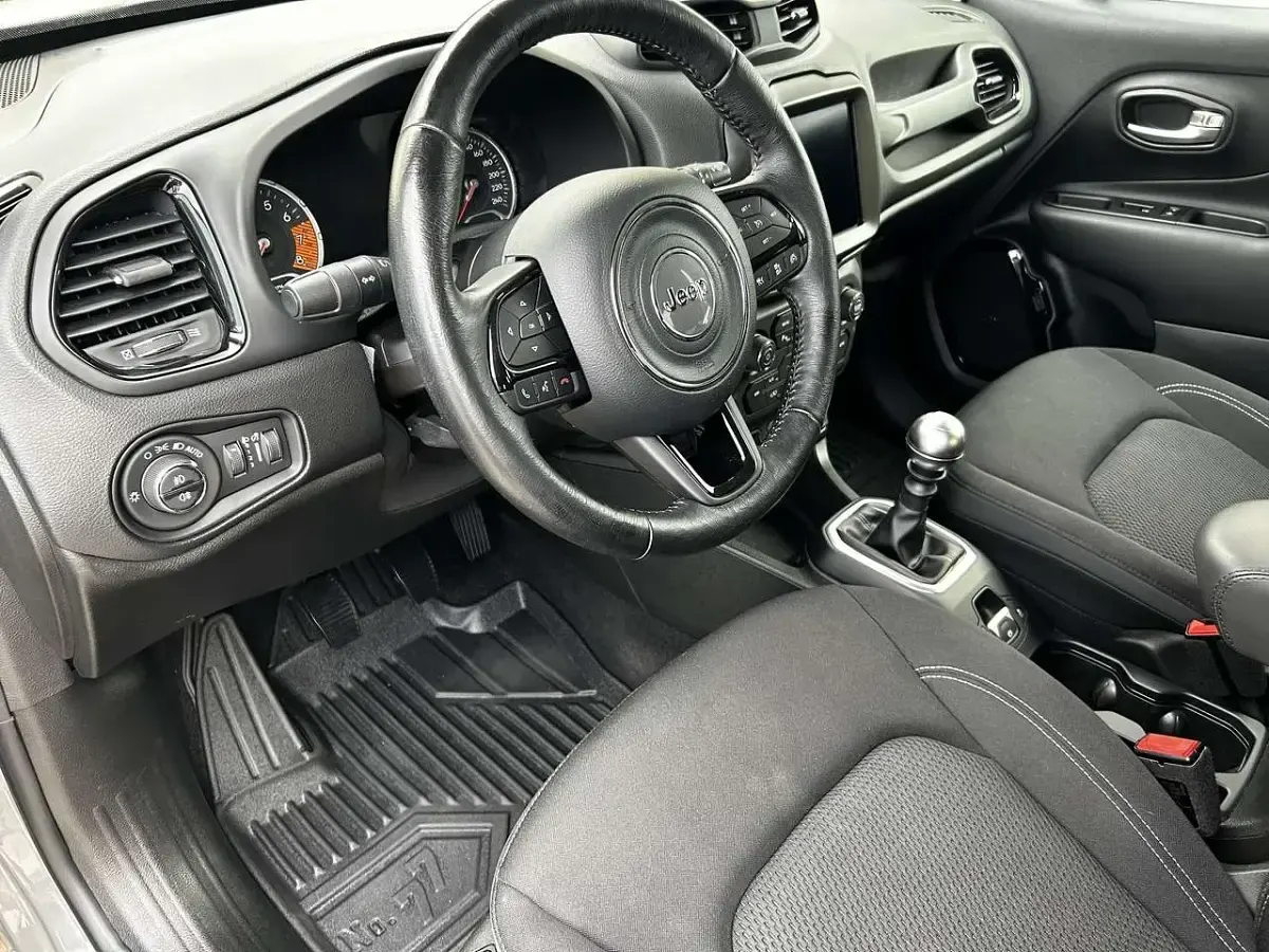 Gebraucht Jeep Renegade Limited 120 PS (88 kW) 2020 Grau SUV