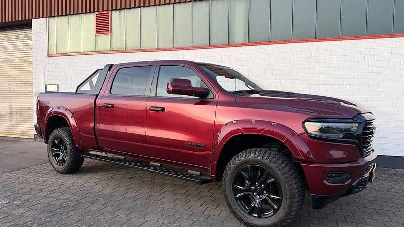 Gebraucht Dodge Ram 401 PS (294 kW) 2020 Rot Pickup
