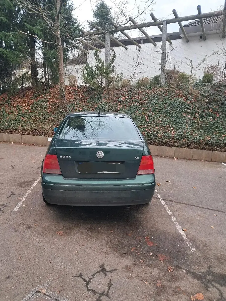 Gebraucht VW Bora 101 PS (74 kW) 1998 Grün Kleinwagen