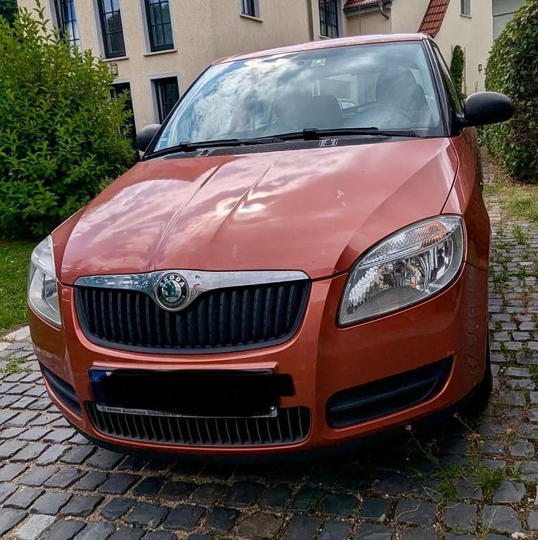 Orange Gebraucht 2008 Skoda Fabia Cool Edition Limousine | 2.424 € (Fairer Preis) - Bild 1/4