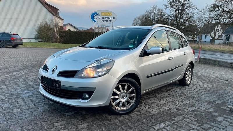 Gebraucht Renault Clio GrandTour 101 PS (74 kW) 2008 Silber Kombi
