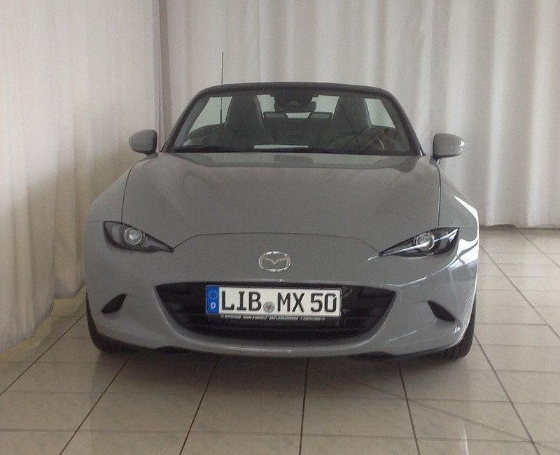 Neu Mazda MX5 Exclusive-Line 132 PS (97 kW) 2025 Grau Cabrio