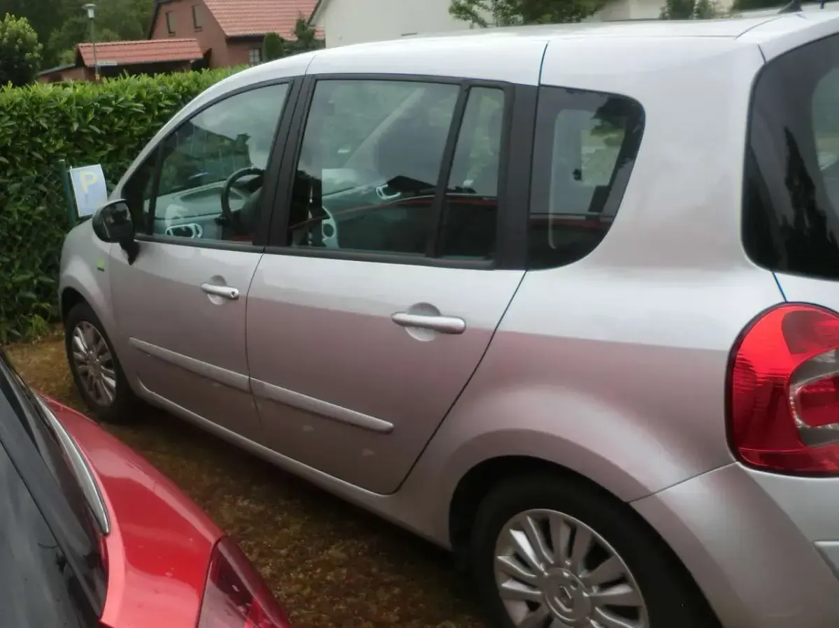 Gebraucht Renault Grand Modus 103 PS (75 kW) 2011 Grau Van / Kleinbus