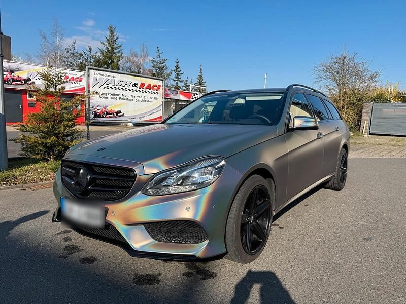 Gebraucht Mercedes E200 136 PS (100 kW) 2015 Schwarz Kombi