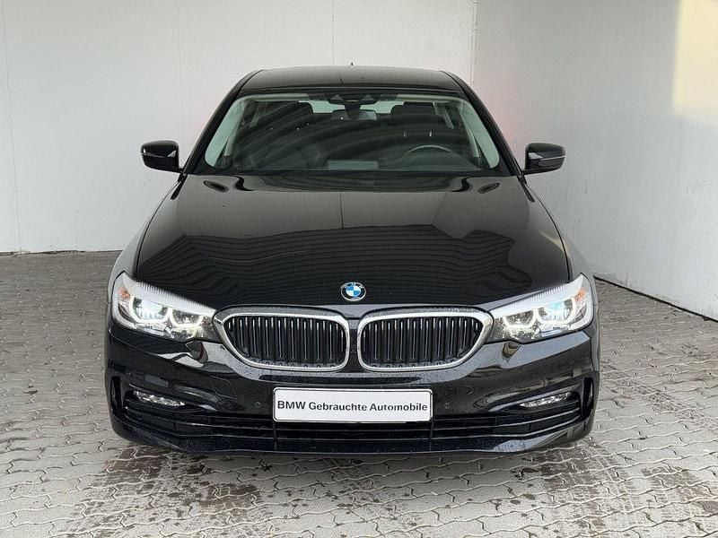 Gebraucht BMW 530e Sport Line 252 PS (185 kW) 2017 Schwarz Limousine
