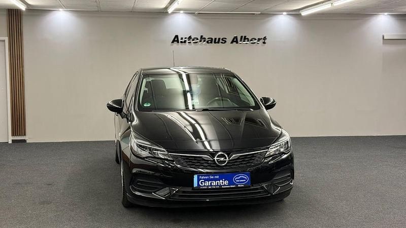 Gebraucht Opel Astra Edition 110 PS (80 kW) 2021 Schwarz Limousine
