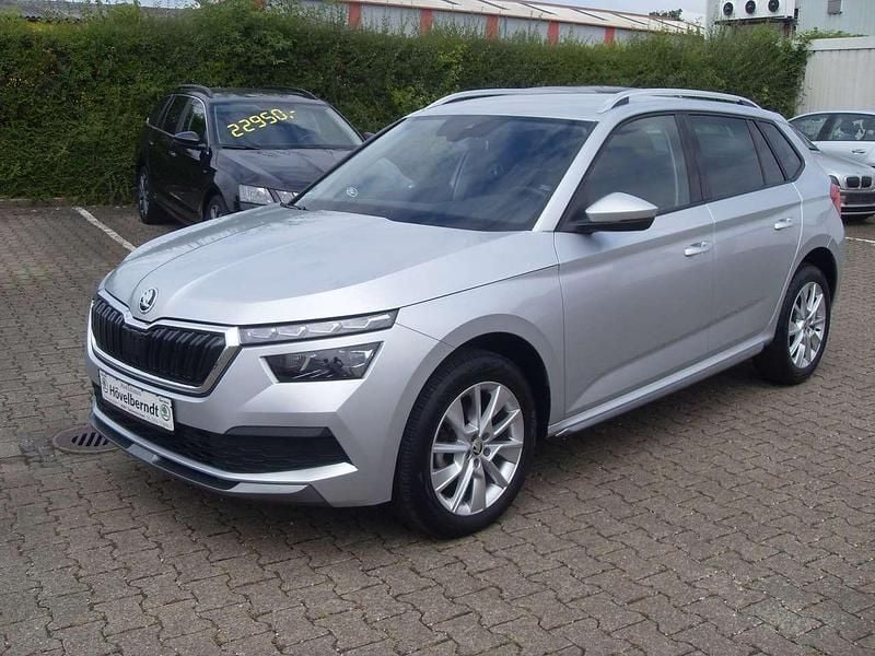 Brilliantsilber metallic Gebraucht 2020 Skoda Kamiq Style SUV | 18.950 € (Fairer Preis) - Bild 1/4